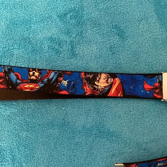 Superman Seatbelt belt - Picture 2 of 3